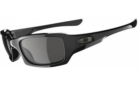 Oakley-Sunglasses-03-